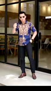 [CASH ON DELIVERY] BAJU BATIK PRIA DEWASA MEWAH TERBARU 2024 HEM MURAH KATUN PREMIUM HALUS KEMEJA LENGAN PENDEK ARTOMORO BATIK