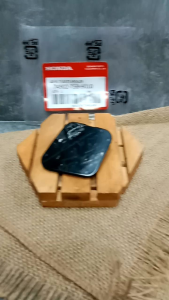 Tutup Cover Lubang Baut Spoiler Belakang Atas Honda Jazz GK5 2014-2021 Kanan Origin