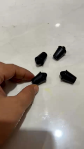 STOPER BANTALAN PINTU BAGASI GRANMAX BELAKANG ORIGINAL   karet bantalan pintu bagasi grand max belakang  original  harga 1 pcs