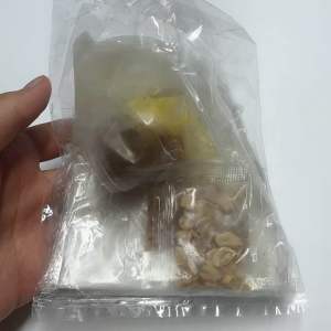 Bánh Tráng Tây Ninh Phơi Sương Me Bơ - Túi 150g - Đặc Sản Tây Ninh