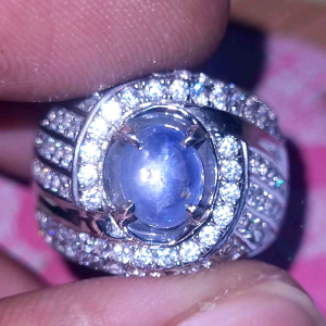 natural blue safir ceylon star sapphire srilanka