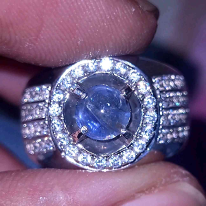 natural blue safir ceylon star sapphire srilanka