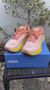 รองเท้าวิ่ง Hoka Bondi 8 รองเท้าวิ่งถนนสายซัพพอร์ต หนานุ่ม ถ่ายจากงานแท้💯% มีอุปกรณ์พร้อมกล่อง