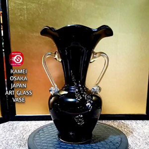 KAMEI BRAND OSAKA JAPAN ELEGANT BLACK ART GLASS VASE • JAPAN SURPLUS