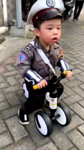 BAJU KOSTUM SERAGAM POLISI ANAK TK KARNAVAL AGUSTUS