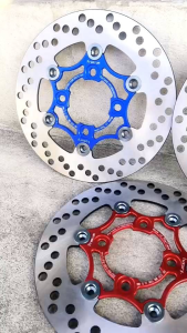 จานดิส Nissin งานไทย ขนาด220มิล ใส่ Wave110i-125i Msx Nouvo Pcx 2012-2017 มี 2 สี ใบละ 450.