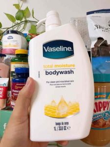 Sữa Tắm Vaseline Total Moisture Body Wash Chai 1 lít