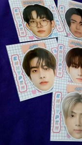 KPOP ENHYPEN BTS BLACK PINK FACE CUT OUT REF MAGNET