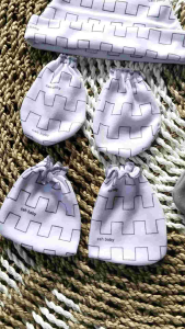 1set Topi Dan Sarung Tangan Kaki Bayi Terbaru 0-6 Bulan
