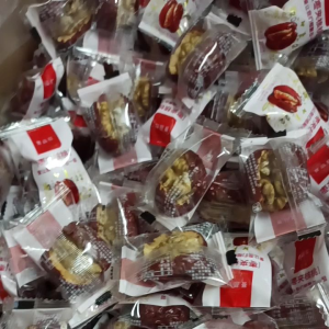 红枣核桃夹 /新疆特产大红枣夹核桃 Red Dates with Walnut 500g+-