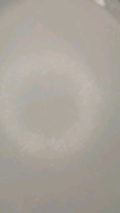 Celana Pria Chino Slim Fit: Pilihan Terbaik untuk Pria Santai di Kantor & Liburan