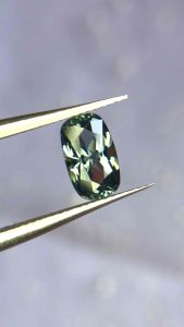 1.30 กะรัต | เฉดสีฟ้าในสปิเนลธรรมชาติ | 8.1x5x3.9 มม | 1.30 carats | shades of sky in this Natural Spinel | 8.1x5x3.9mm