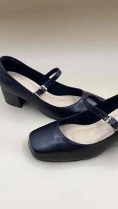 รองเท้าคัทชู ทรงแมรี่เจน Mary Jane หัวตัด สูง 2 นิ้ว ไซส์ 37-43 สายคาดเข็มขัด รองเท้าแฟชั่น พร้อมส่ง