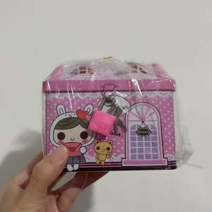 Celengan Rumah Bergembok L-8 / Piggy Bank / Coin Box DME031 / S 23-2