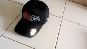 Topi Toyota Kijang Innova Indonesia: Aksesoris Kijang Innova
