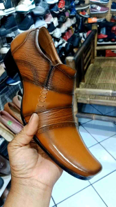 sepatu casual santai pria