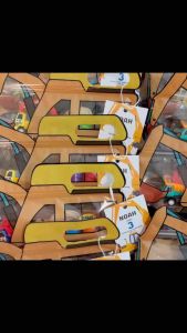 Kids birthday goodie bag gift return gift construction truck  set excavator theme gift toy pullback car