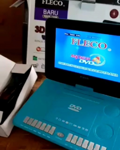 Ditukoni DVD PLAYER PORTABLE GAME 3D MEDIA PEMUTAR VIDEO MP3 MP4 LED SLIM TV GAME
