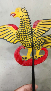 Wayang kidangan - wayang kulit Jogja - wayang Garuda - burung Garuda - wayang kulit asli
