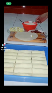 Papan Pencetak Risolles: Alat Masak Rumah Tangga yang Praktis