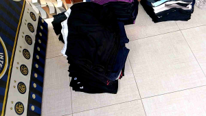 Celana Dalam Boxer Pria: 4 PCS & 5 PCS