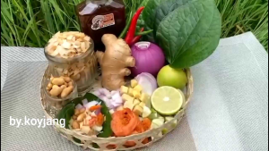 เมี่ยงคำ สมุนไพร สูตรชาววัง หอมมะพร้าวคั่ว