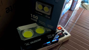 VALESCOM LAMPU SOROT LED COB 100W SNI FLOOD LIGHT