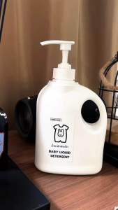 ขวดรีฟิลหัวปั๊ม มินิมอล สีขาว มีหูจับ หัวปั๊มแข็งแรงทนทาน (HDPE Food Grade) แถมฟรี สติ๊กเกอร์ (1000 ML.) PK1000ML44