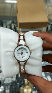 JAM TANGAN MIRETE FASHION RANTAI WANITA.GRATIS BATERAI CADANGAN.