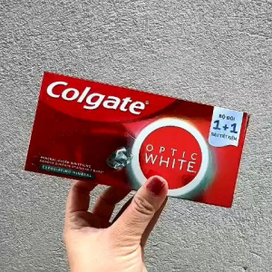 combo kem đánh răng colgate optic white 100g (hộp 2 túp)