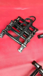 Gantungan Hanger Jepit Celana PS Hitam: Jual Lusinan