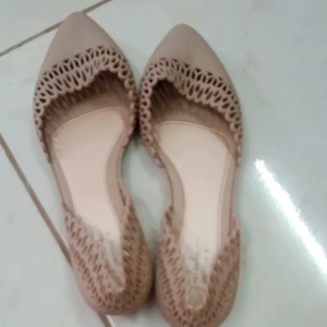 Dollshoes size 8 available
