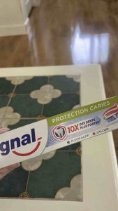 Kem đánh răng Toothpaste Signal hàng xách tay Pháp