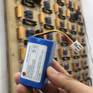 PIN DUNG LƯỢNG CAO ( BH 6 THÁNG) NÂNG CẤP CHO PIN ROBOT HÚT BỤI TOSHIBA MODEL: RVD RVS