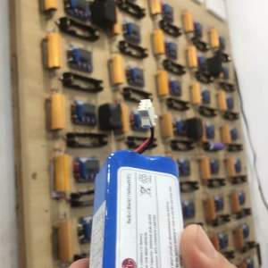 PIN ROBOT HÚT BỤI LEFANT MODEL: LEFANT C200A (PIN LG 3500MAH BẢO HÀNH 9 THÁNG)