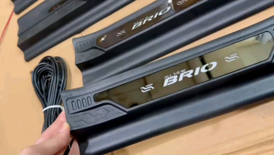 Sillplate Samping Brio 2012 2023 2024 2025 2026 2027 Sporty Hitam List Chrome
