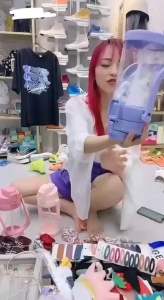超大容量吸管水瓶Extra Large Straw Water Bottle #自留款‼😍😍 这款#超大容量吸管水瓶,容量高达1450ml,可爱色系带上街超吸睛,厚实杯身不止耐高温,还不易摔坏‼👍 #好物分享
