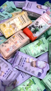 Tisu Basah pockey travel tissue Bantang Anti Kuman 1PACK isi 8pcs