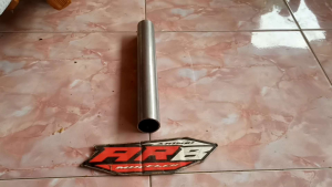 bahan pipa knalpot mobil bensin panjang 30cm diameter 42mm(15inci)