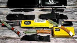 Buck 378 ออกแบบได้สวย ใบ 440 ทรงคลาสสิค ด้ามไม้ มาพร้อมซองผ้าไนลอท