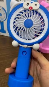 Kipas Angin Mini LED Genggam Portable Karakter Doraemon & Hellokitty