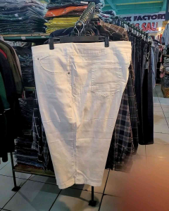 CELANA PENDEK BIG SIZE CATTON NATURAL