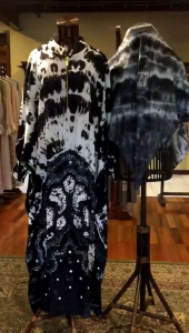 Set Azzahra Kaftan + Jilbab by Dian Pelangi LIMITED EDITION Setelan Busana Muslim Maxi Dress Gamis Abaya Gaun Hijab Outfit Busui Pesta Pernikahan Kondangan Wanita Hijaber Cantik Anggun Modis Modern Elegan Mewah Model Terbaru Motif Jumputan Kekinian