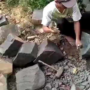 Lumpang Batu Asli Diameter 14cm: Termurah & Terbaik