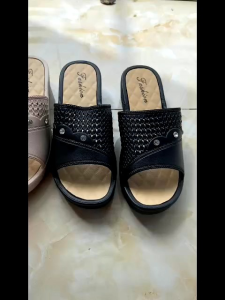 GIA85: Dép nhựa quai ngang nử đế cao cho người trung niên người già đế mềm êm chân