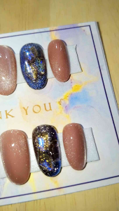 เล็บปลอมเจลแท้ฟรีกาวตะไบ เล็บpvc.เจลแท้สีกะปิลูกแก้วสลับแฟรชน้ำตาล ไซต์มาตรฐานm รับไซต์อื่นทรงอื่นแจ้งที่ช่องเเชทค่ะ