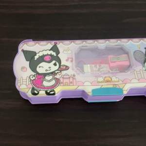 Tempat Pensil Magnet 2 Sisi Set isi A7805 Sanrio Astronot