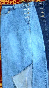 TAMMARA ROK JEANS WANITA BELAH SAMPING