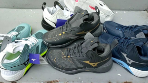 Mizuno Momentum 2 Mid Volley Ball / Sepatu Voli / Sepatu Terbaru 2023