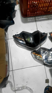 Replektor Lampu Depan Revo Absolute & Fit Karbu Original Second